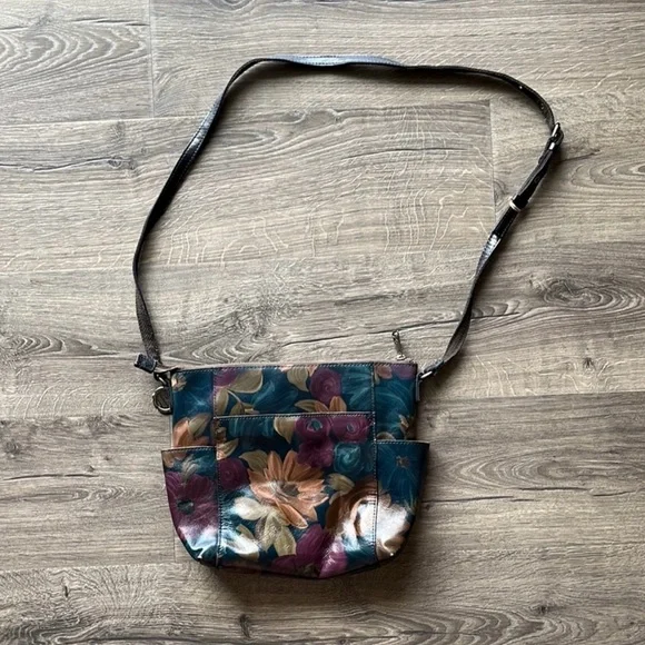 Patricia Nash Floral Crossbody Bag - Picture 10 of 17